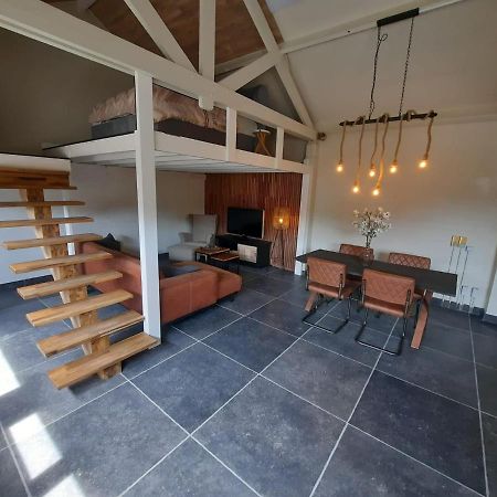 Guesthouse 66 Lommel Bagian luar foto