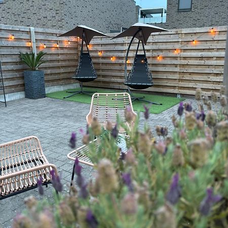 Guesthouse 66 Lommel Bagian luar foto