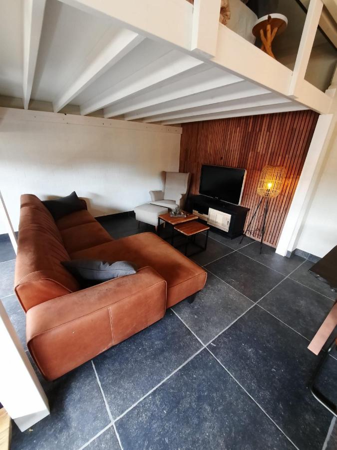 Guesthouse 66 Lommel Bagian luar foto