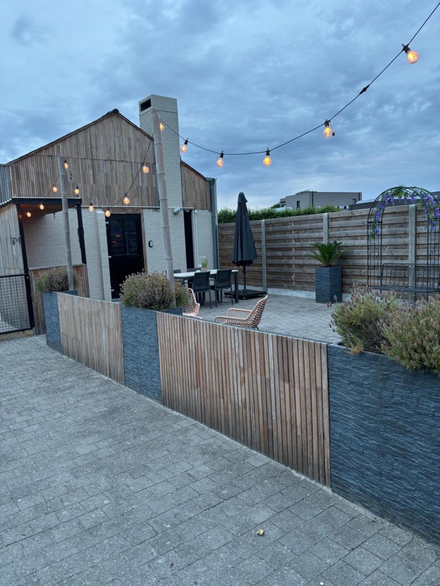 Guesthouse 66 Lommel Bagian luar foto